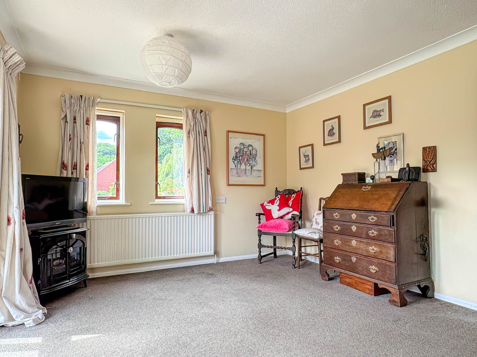 Essex Way, Sonning Common, South Oxfordshire, Image 2