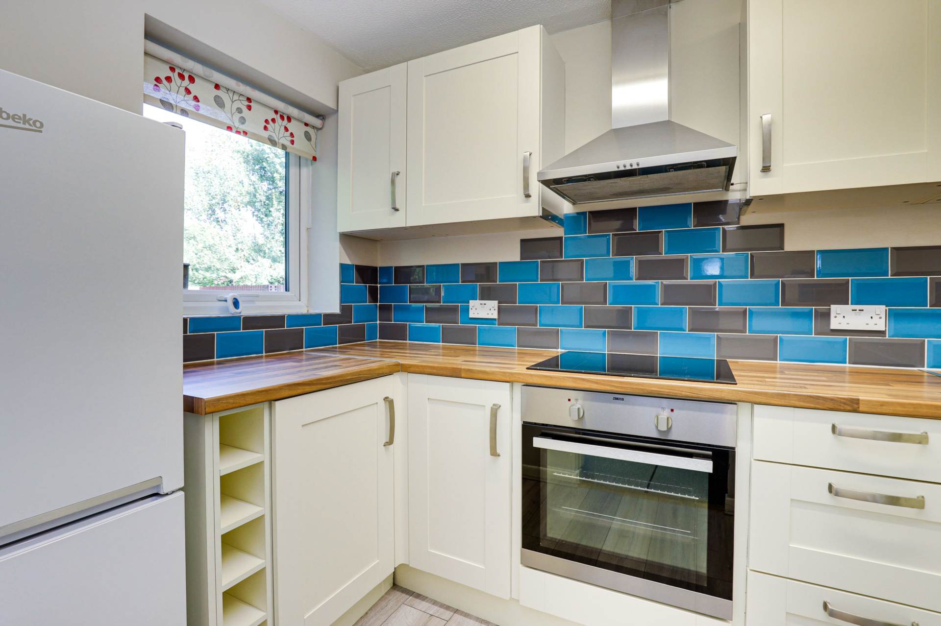 Claydon Court, Caversham, Image 12