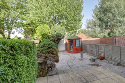 Claydon Court, Caversham, Image 15