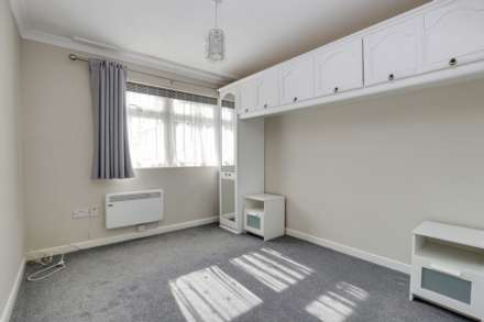 Claydon Court, Caversham, Image 4