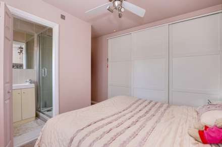Netley Close, Caversham Park Village, Image 7