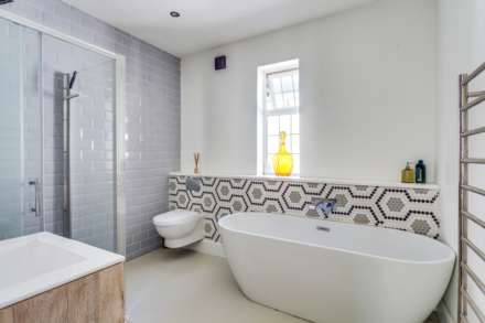 St Andrews Road, Caversham Heights, Reading, Image 17