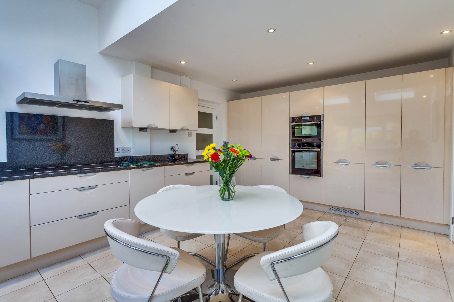 Grosvenor Road, Caversham, Image 15