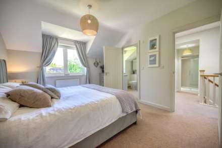 Hugh Carson Close, Sonning Common, South Oxfordshire, Image 11