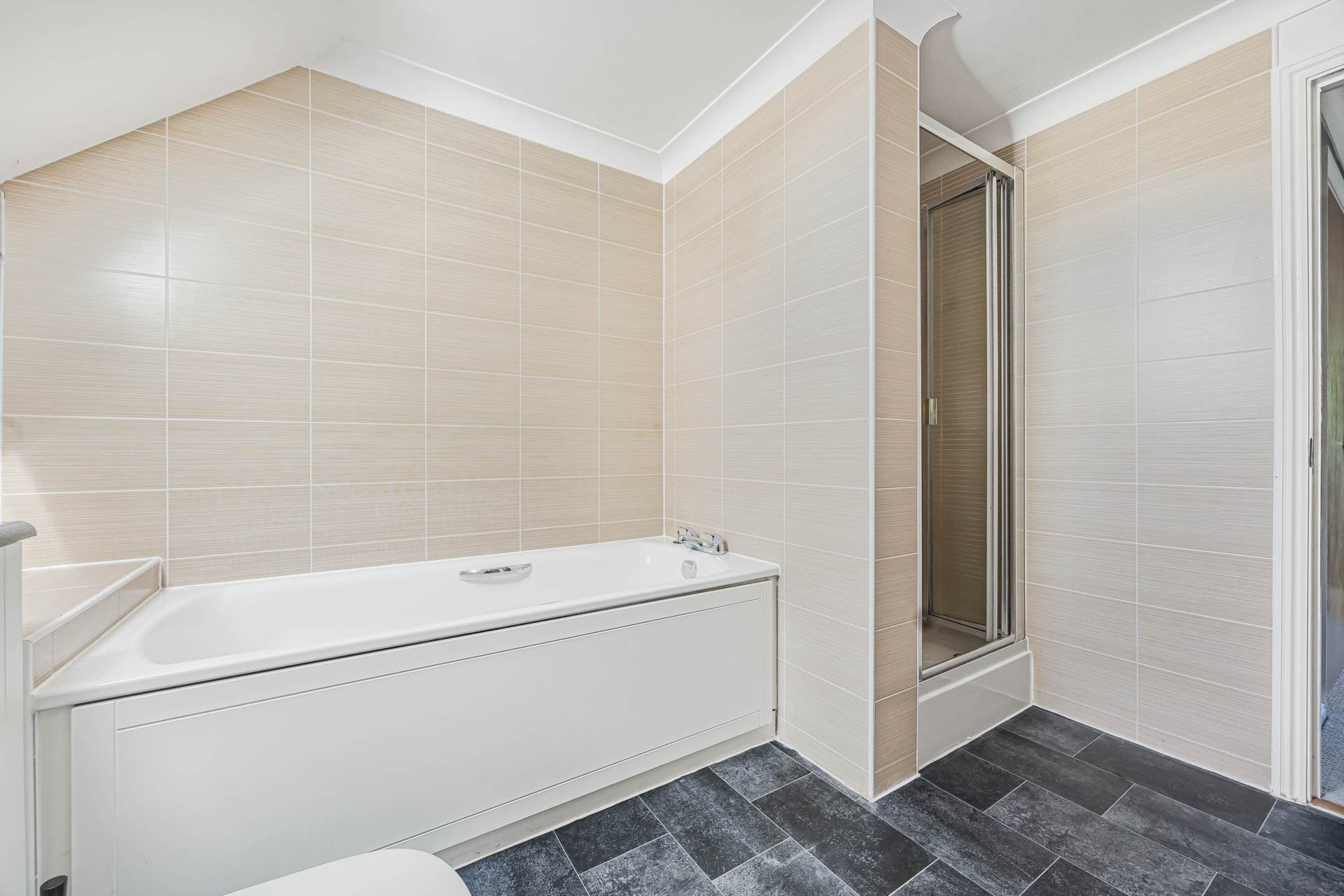 Symeon Place, Caversham Heights, Reading, Image 23
