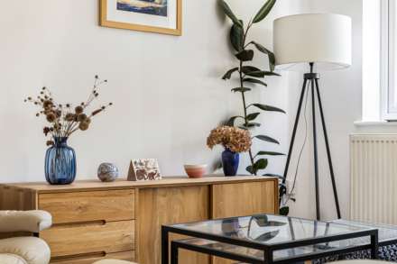 Symeon Place, Caversham Heights, Reading, Image 17