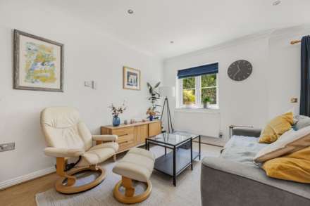 Symeon Place, Caversham Heights, Reading, Image 19