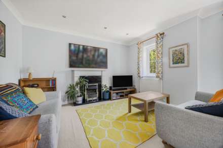 Symeon Place, Caversham Heights, Reading, Image 3