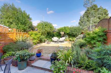 Hemdean Road, Caversham, Reading, Image 2