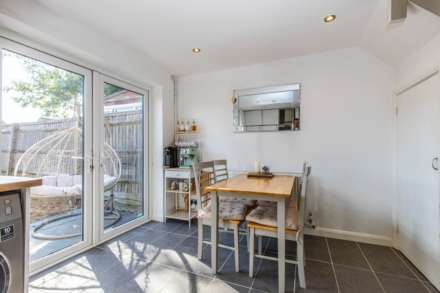 Park Close, Sonning Common, South Oxfordshire, Image 13