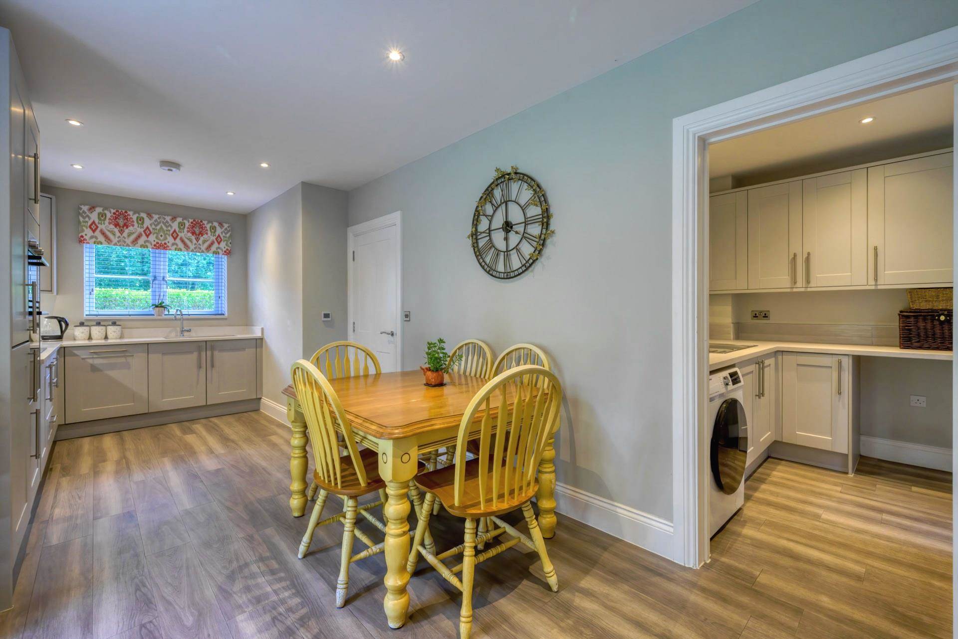 Chiltern Gardens, Woodcote, South Oxfordshire, Image 4