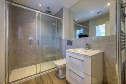Chiltern Gardens, Woodcote, South Oxfordshire, Image 19