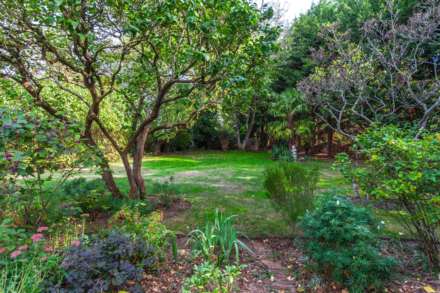 Kiln Lane, Tilehurst, Reading, Image 26