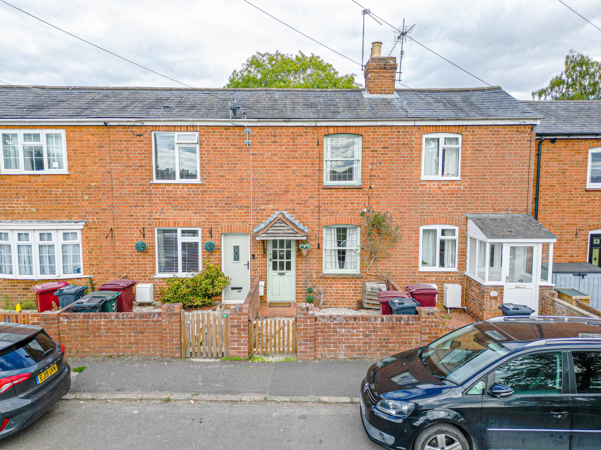 Kidmore End Road, Emmer Green, Image 1