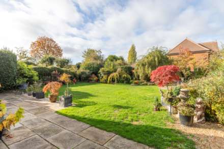 Peppard Road, Caversham, Image 25
