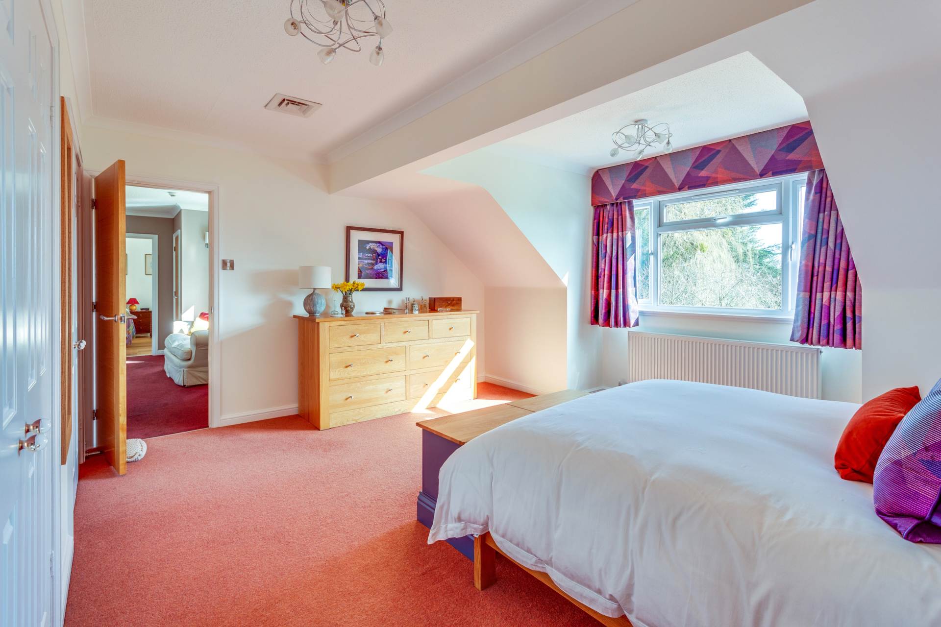 Picton Way Caversham, Reading, Image 26