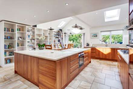 Picton Way Caversham, Reading, Image 10