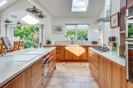 Picton Way Caversham, Reading, Image 14