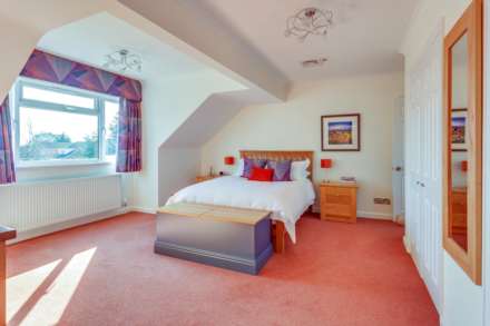 Picton Way Caversham, Reading, Image 25