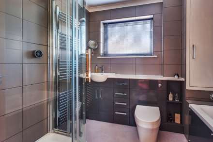 Picton Way Caversham, Reading, Image 32