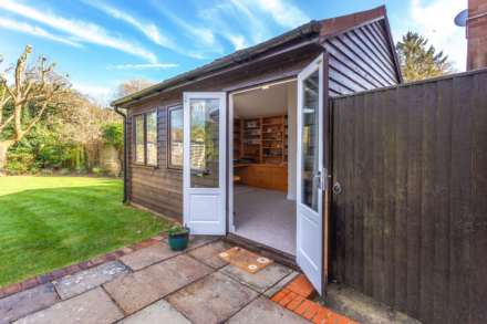 Picton Way Caversham, Reading, Image 40