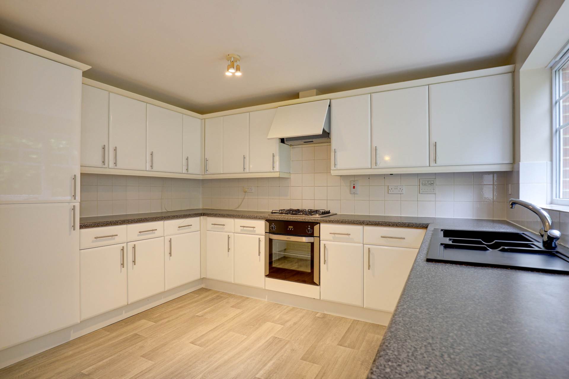 Tymawr, Caversham, Image 3