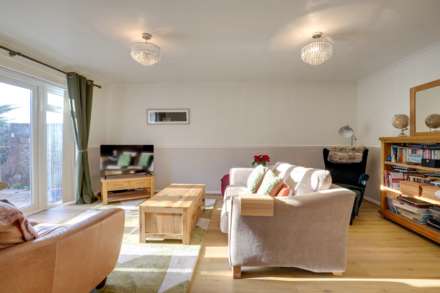 Littlestead Close, Caversham, Image 16