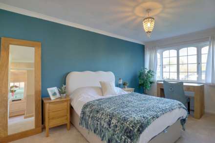 Littlestead Close, Caversham, Image 6