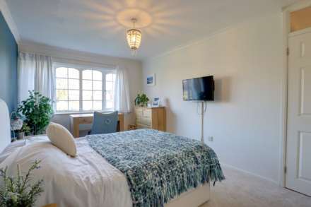 Littlestead Close, Caversham, Image 7