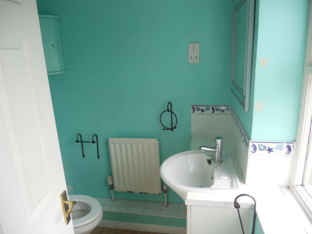 Aaron Hill Road, Beckton, Image 8