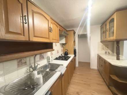 Lindwood Close, Beckton, E6 5RW, Image 2