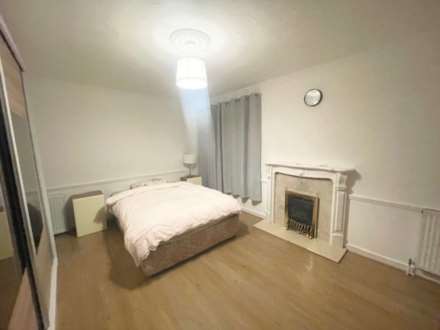 Lindwood Close, Beckton, E6 5RW, Image 8