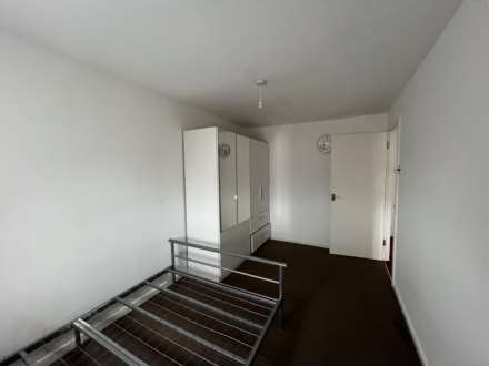 Peridot Street, Beckton, E6, Image 9