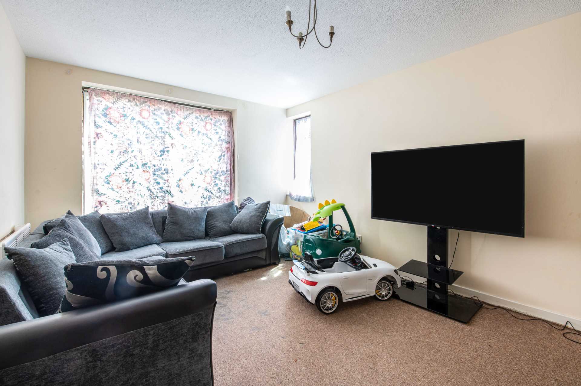 Sandown Court, Rainham Road,RM10 8UX, Image 3