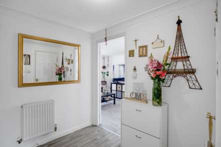 Vulcan Close, Beckton, E6 5NY, Image 2