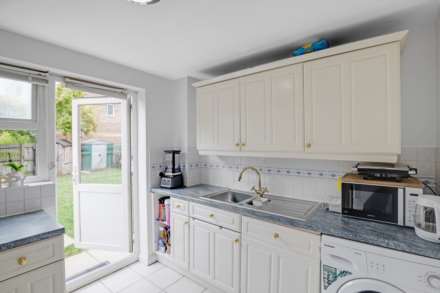 Vulcan Close, Beckton, E6 5NY, Image 6