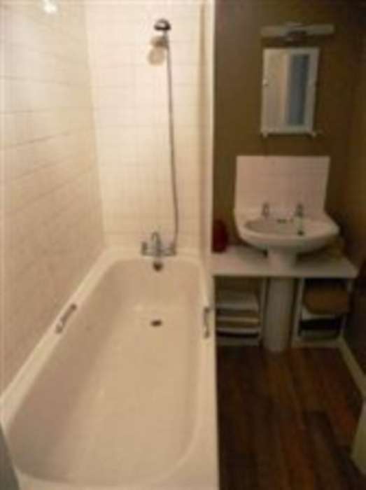 Warwal, Beckton E6 6WG, Image 7