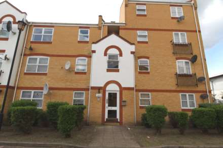 Aaron Hill Road, Beckton, E6 6NJ, Image 1