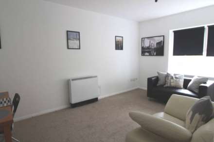 Aaron Hill Road, Beckton, E6 6NJ, Image 3