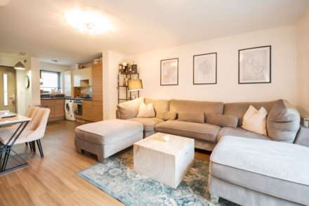 Kean Crescent, Becontree, RM8 1DG, Image 2