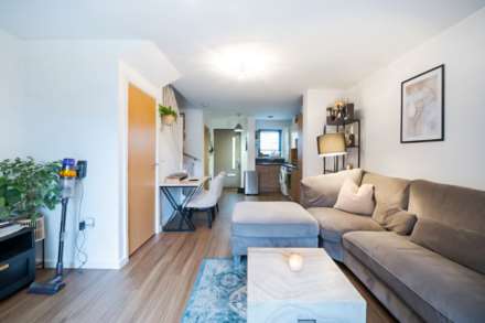 Kean Crescent, Becontree, RM8 1DG, Image 3
