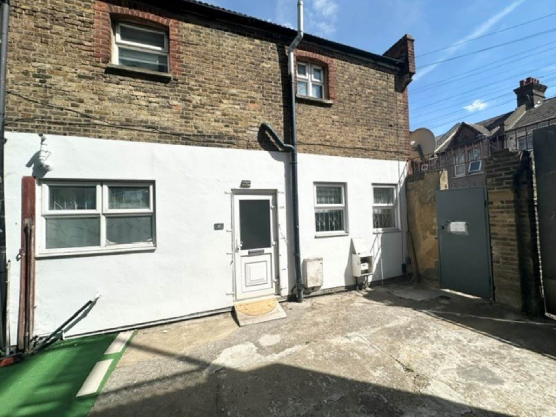 Bingley Road, Canning Town, Image 1