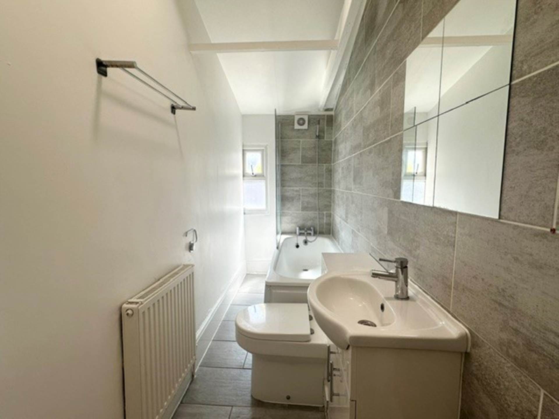 Bingley Road, Canning Town, Image 6