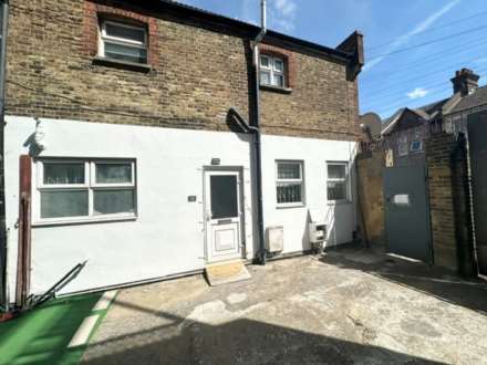 Bingley Road, Canning Town, Image 1
