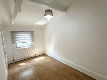 Bingley Road, Canning Town, Image 4