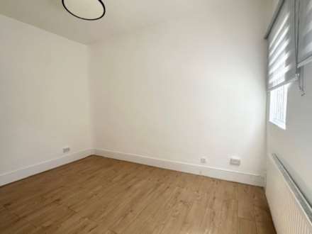 Bingley Road, Canning Town, Image 5