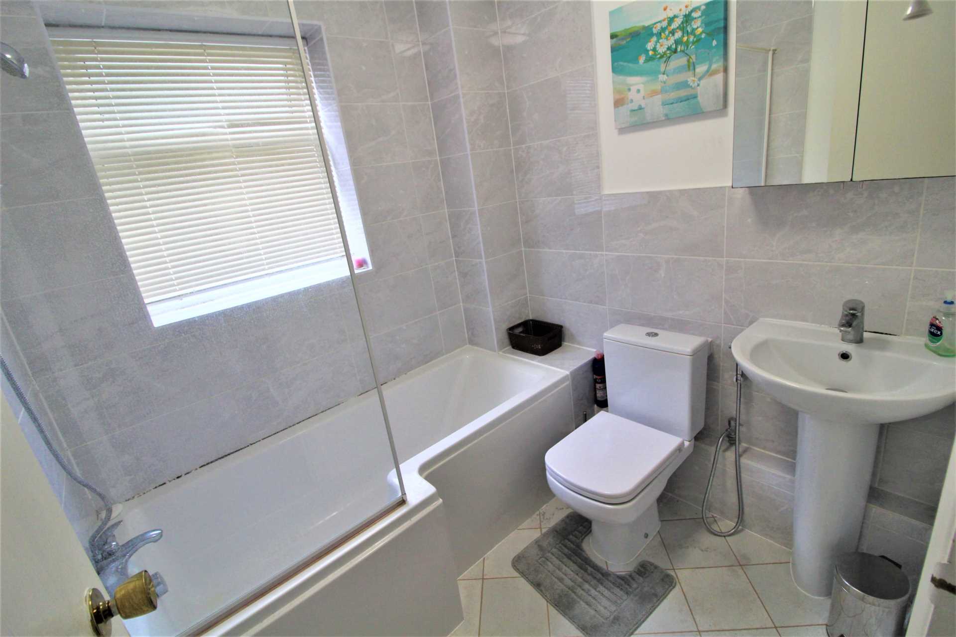Tollgate Road, Beckton, Image 4