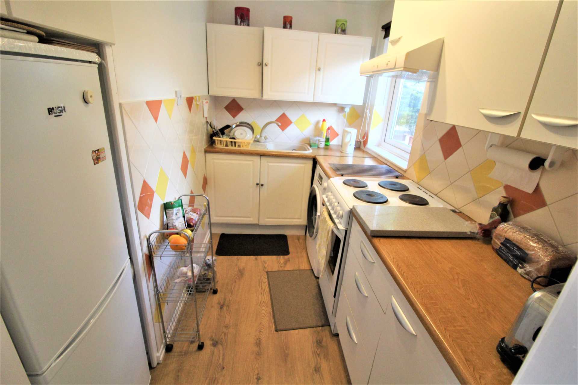 Harper Road, Beckton, Image 3