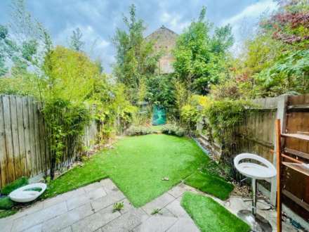 Ager Avenue, Barking & Dagenham, Image 7