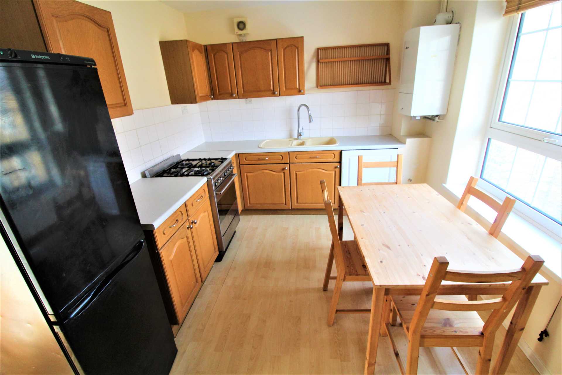 Cahir Street, London, Image 3